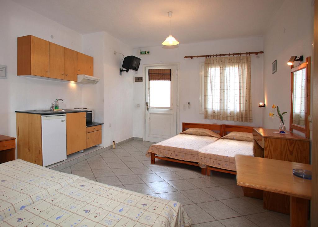 Alexandros Rooms & Studios Skopelos Pokoj fotografie